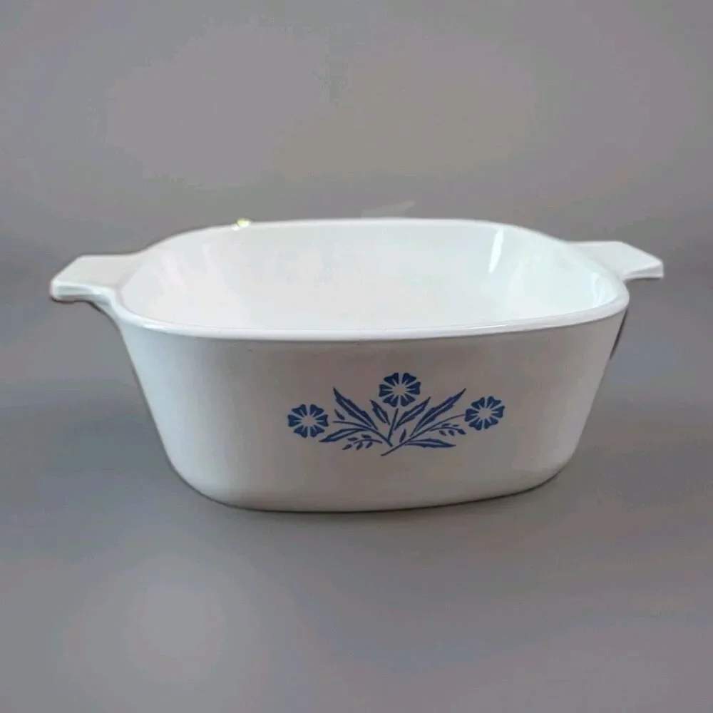 Vintage Corning Ware Blue Cornflower 1.5 Qt Casserole Dish P-1 1/2-B No Lid